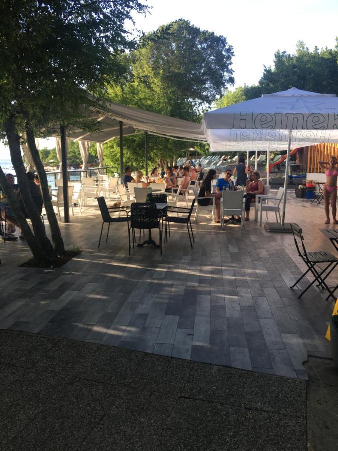 Apartman Kora Njivice Exterior foto